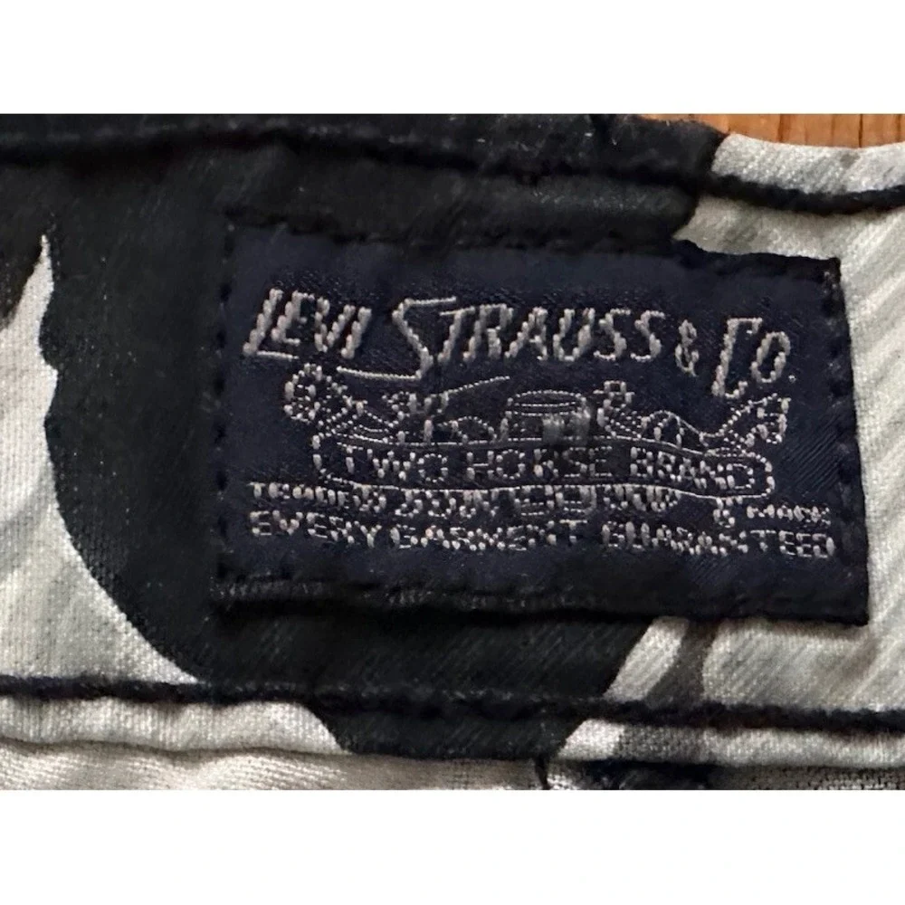 Levi Strauss Floral Shorts Mens W40 Floral Navy‎ Leaf Classic Chino Shorts